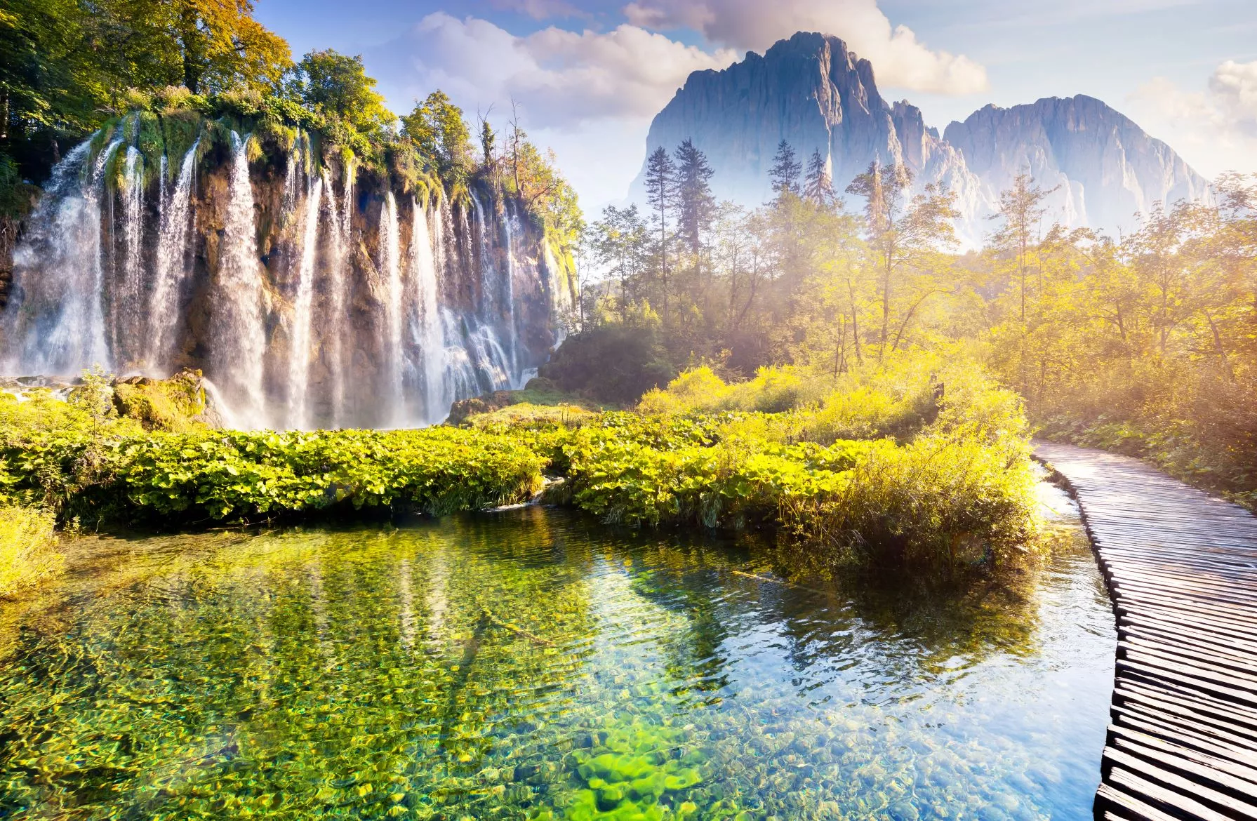 Plitvice Lakes day tour from Split