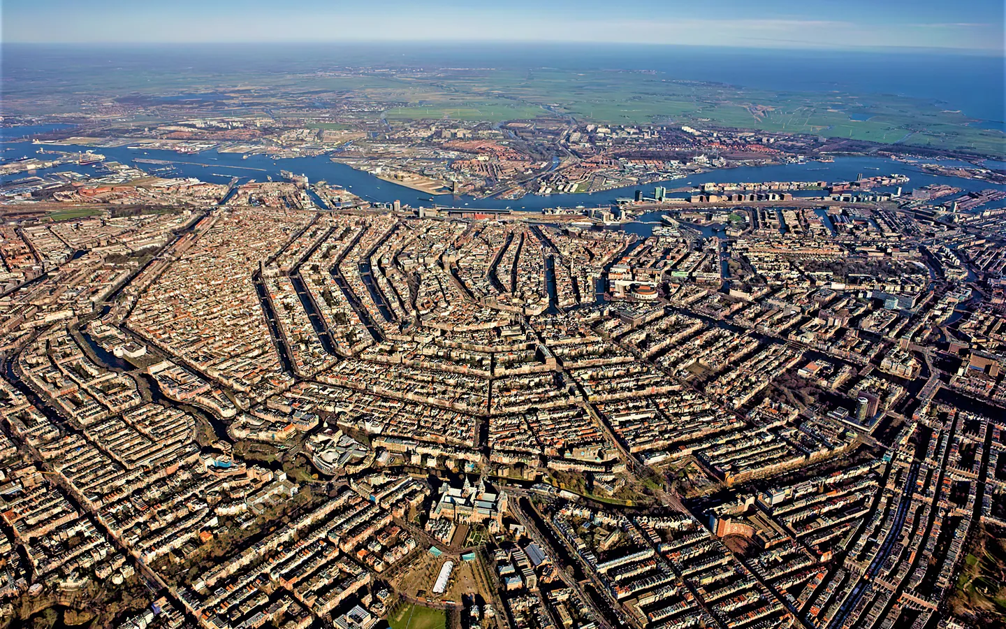 Schiphol Airport (AMS) → Amsterdam private transfer