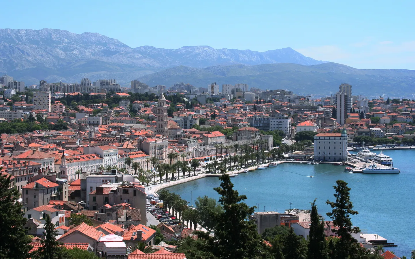 Split local city hub