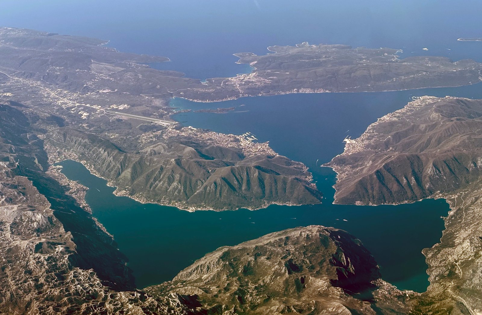 Montenegro private transfer country hub